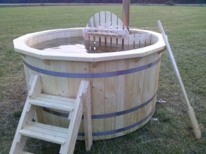 Hot-tub-wooden_bain-nordique-en-bois (12)